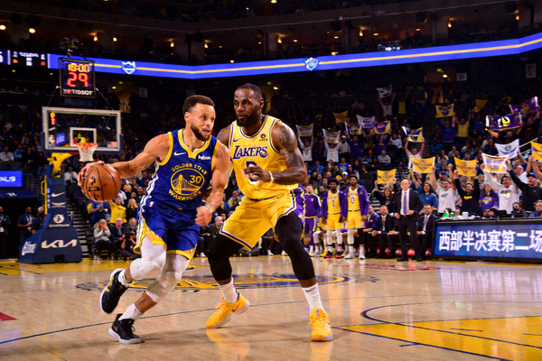 金州勇士队与洛杉矶湖人队西部半决赛第二场全场回放视频截图